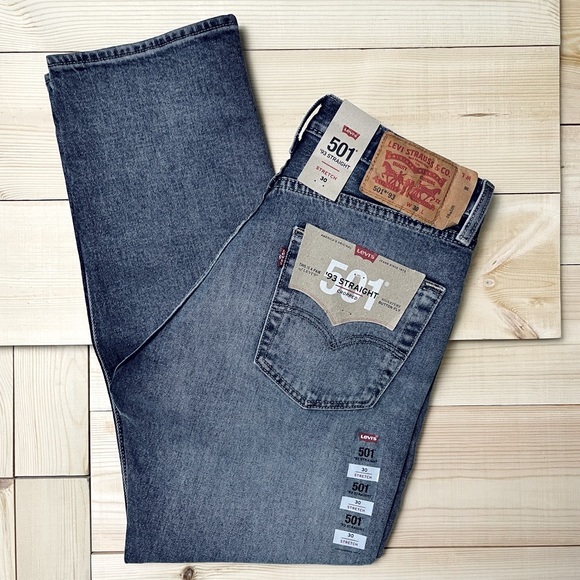 Levi’s 501 ‘93 Straight Cropped Accidents Happen - Picture 2 of 16